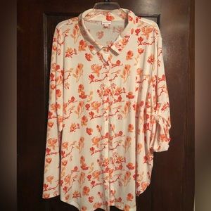 LuLaRoe Valentina long/short sleeve button front top